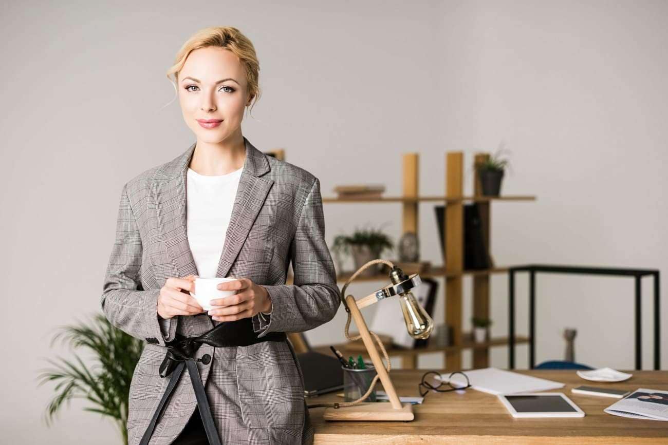 luogo di lavoro come sfondo per le foto in primo piano