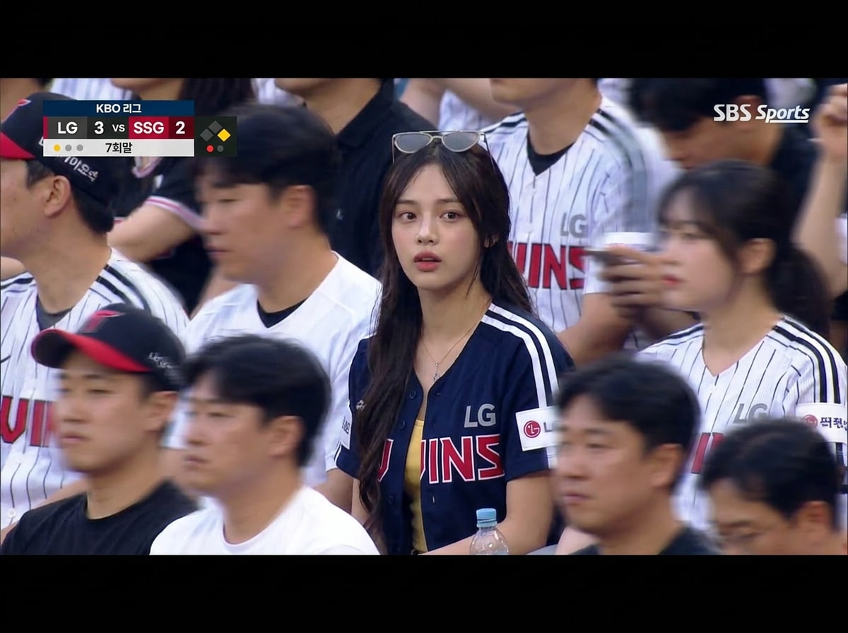 natural camera catch baseball broadcast