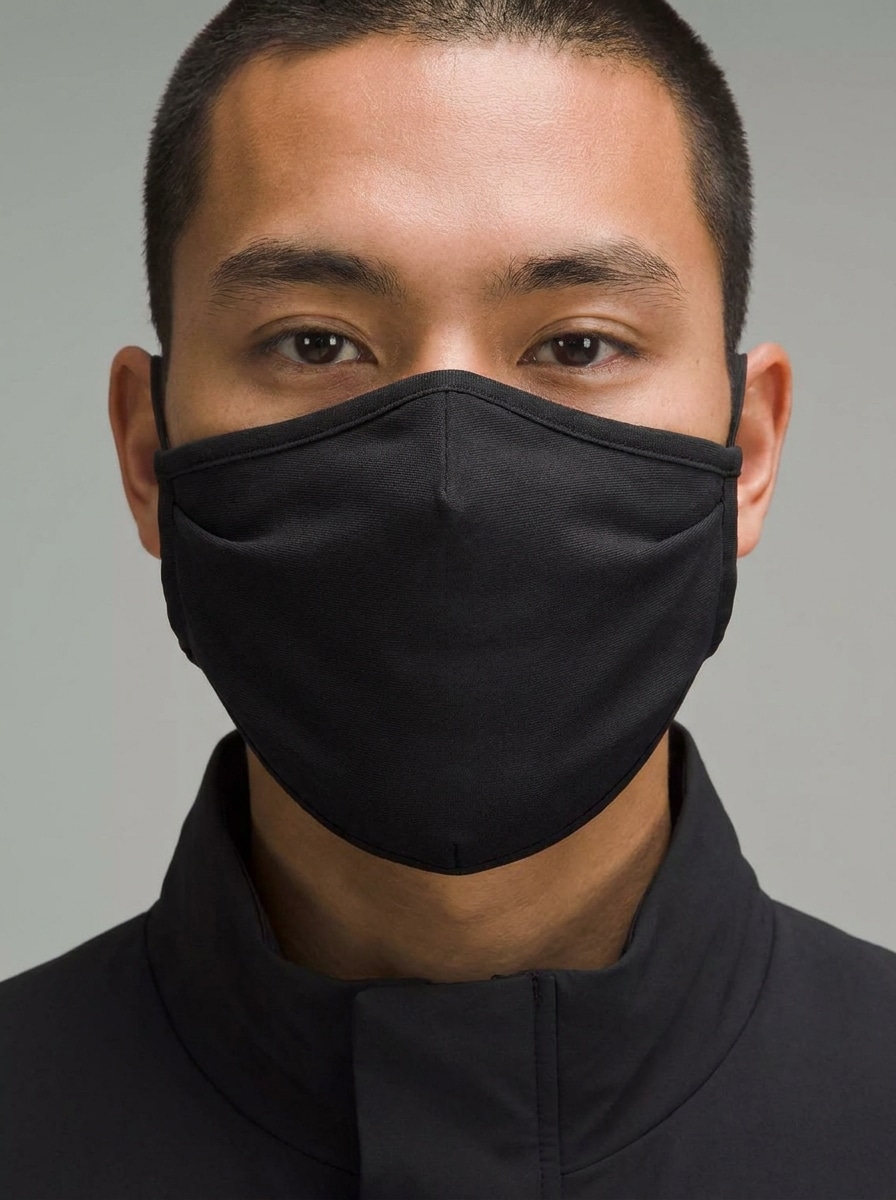 Black Minimalist Mask