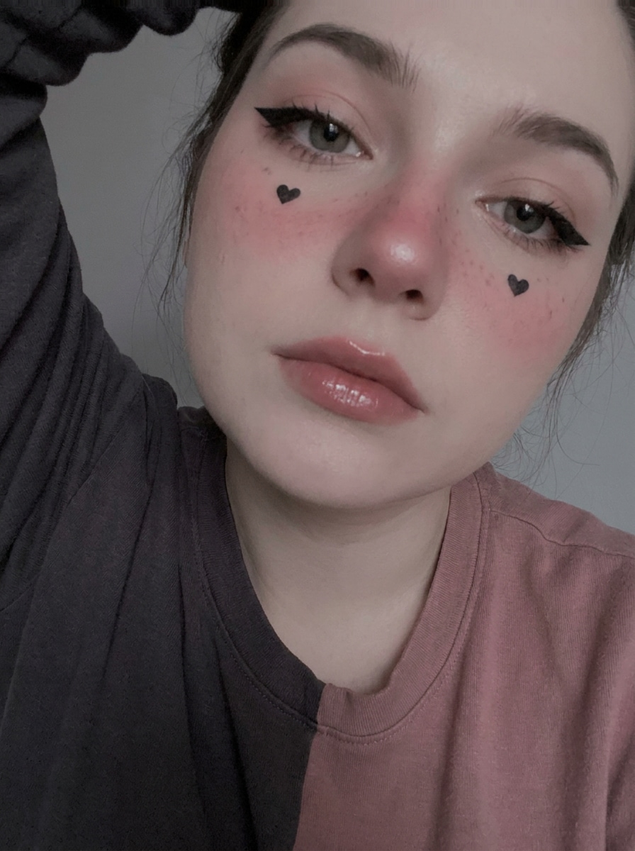 Heart Cheek Egirl