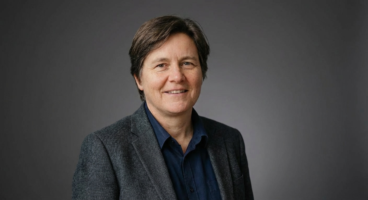 Studio Instagram Headshot after background change