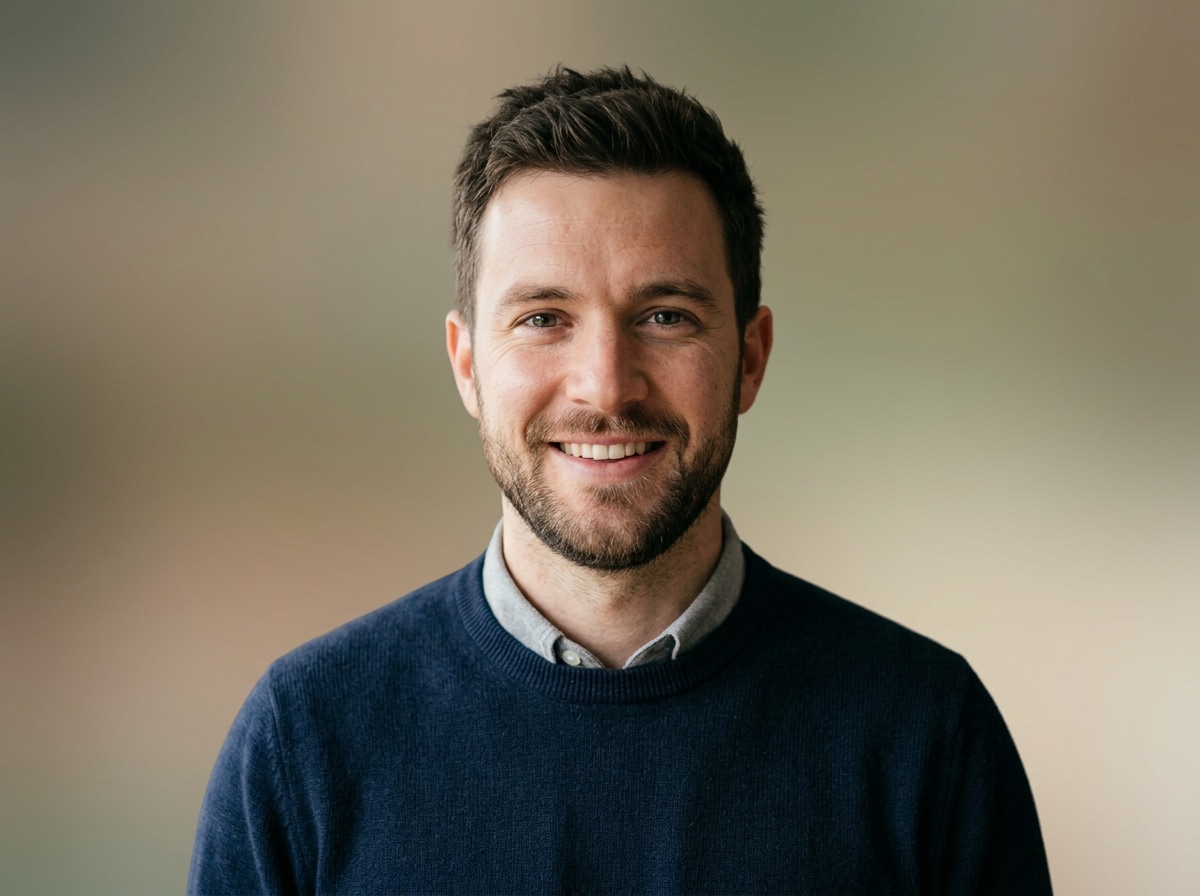 After soft color background portrait result