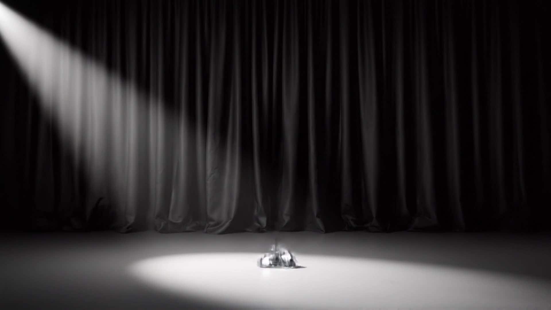 AI visual motion sequence from still image