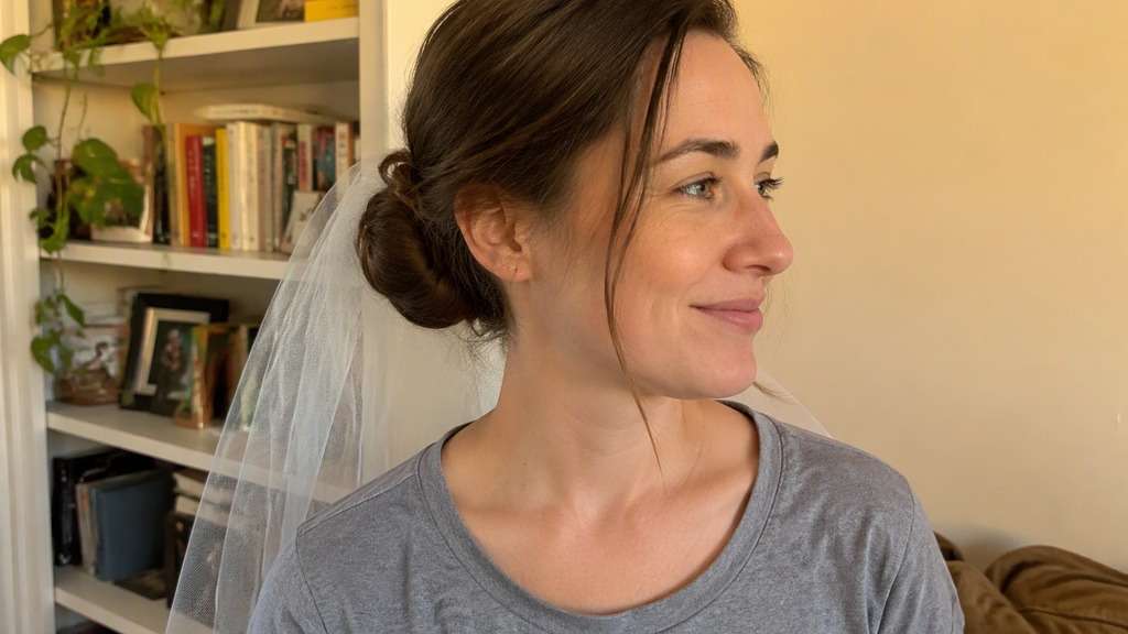 Bridal Updo With Veil hairstyle