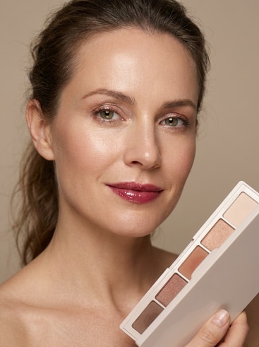 AI studio beauty portrait in Sephora-style lighting