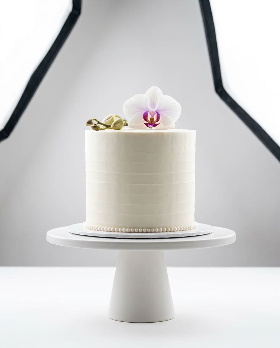 minimal white elegance photo