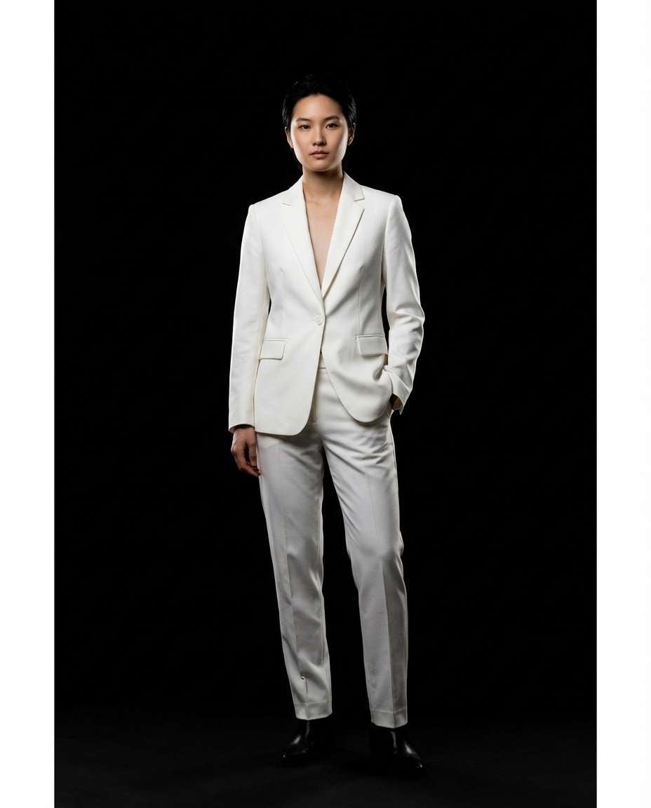 minimal black background photo