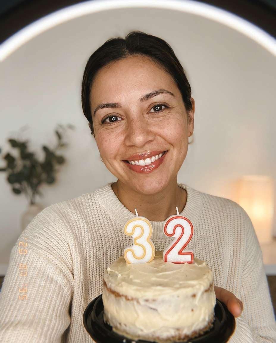 selfie with cake photo