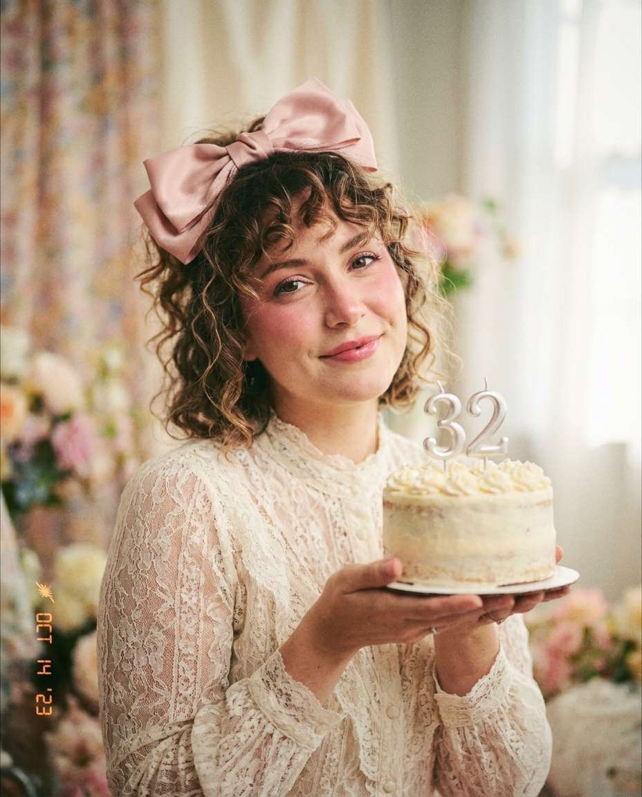 coquette bow photo