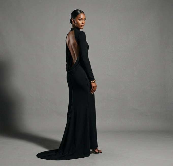 clean studio flash photo