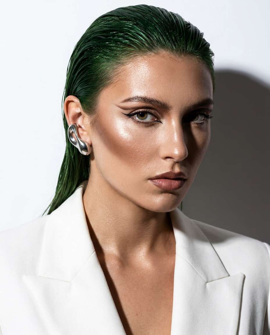 avantgarde editorial gel photo