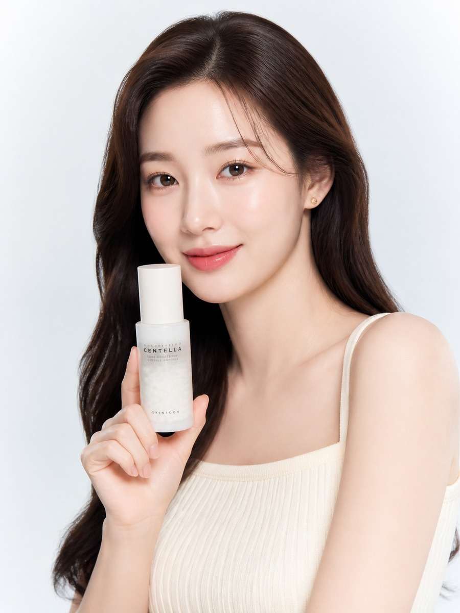 Minimal Beauty Campaign Style photo