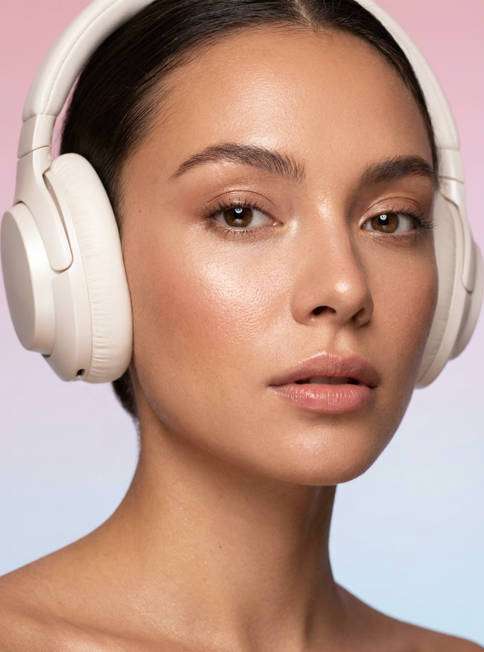 soft glam makeup photo