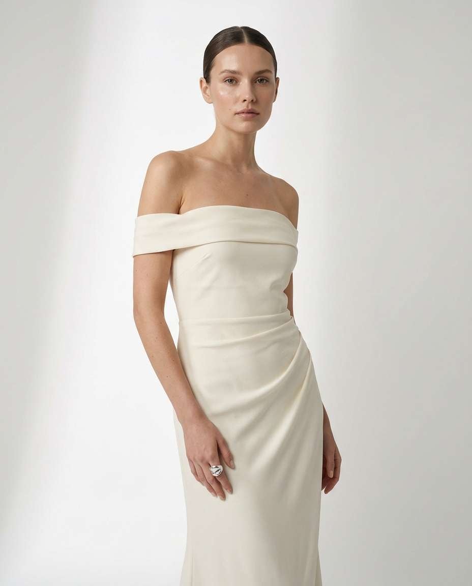 modern minimal bride photo