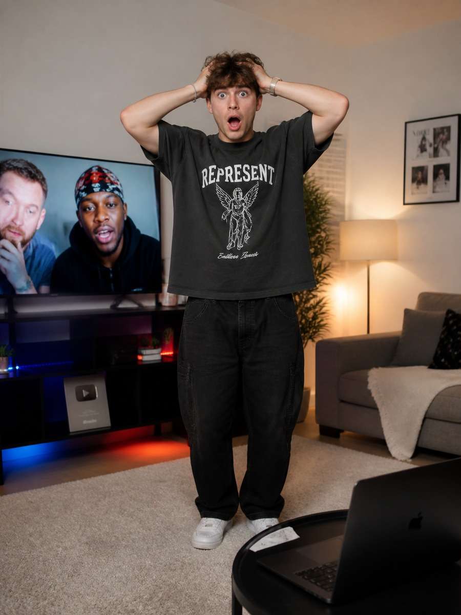 Full-Body Lifestyle photo