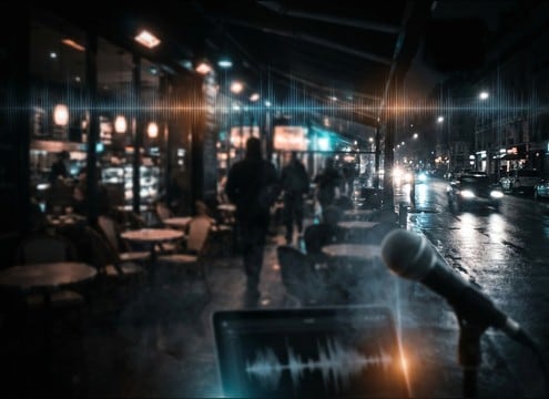 Cafe ambience with crowd murmur and light utensil texture