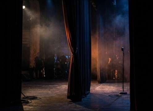 Theater audience applause during curtain call