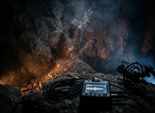 Small rockslide stone friction sound effect
