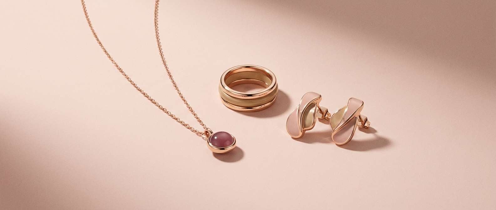 rose gold jewelry banner