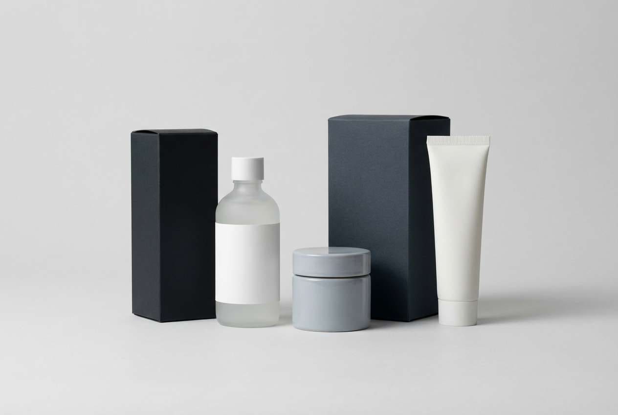 minimal skincare packaging