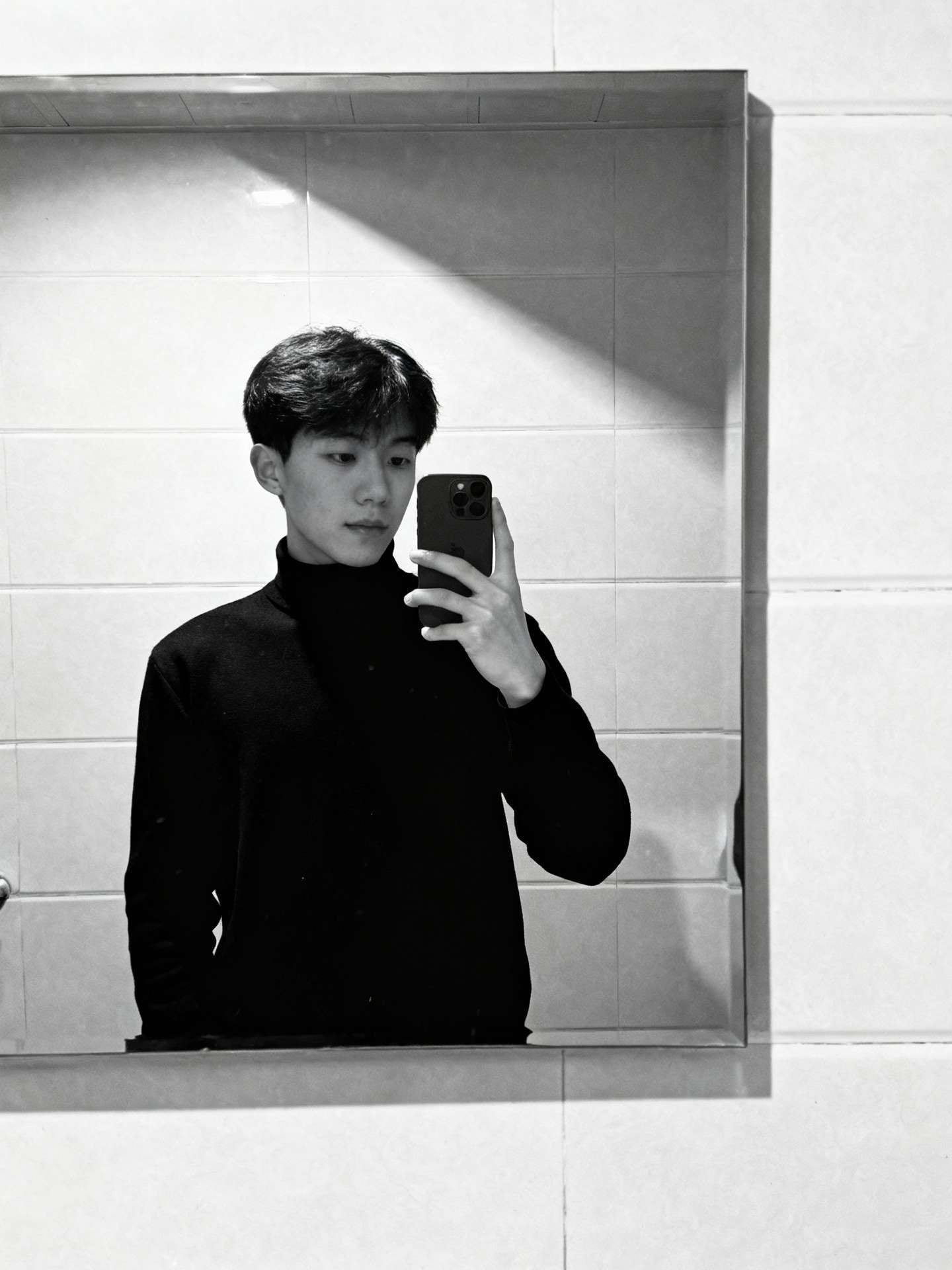 Gemini AI B&W Mirror Selfie